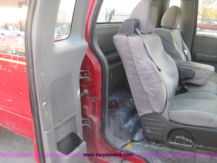 image for item J2986 2008 Ford F150 XL pickup truck