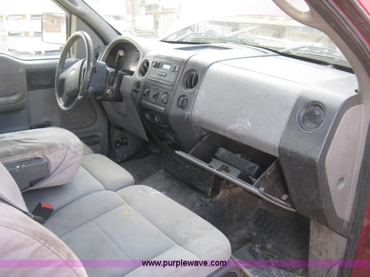 image for item J2986 2008 Ford F150 XL pickup truck