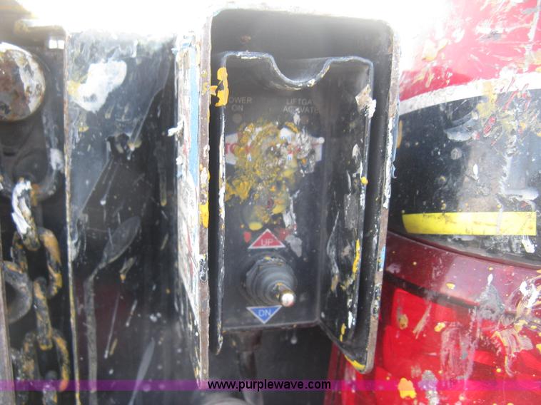 image for item J2986 2008 Ford F150 XL pickup truck