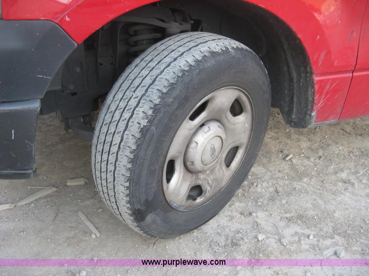 image for item J2986 2008 Ford F150 XL pickup truck