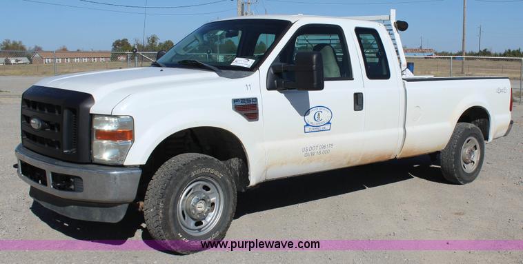 image for item J4270 2008 Ford F250 Super Duty SuperCab pickup truck