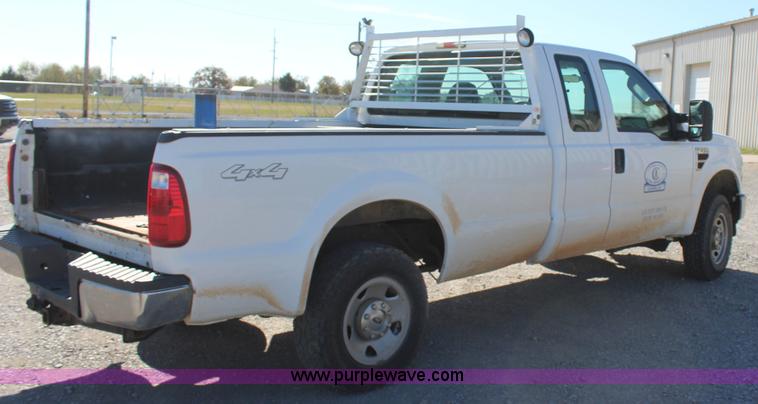 image for item J4270 2008 Ford F250 Super Duty SuperCab pickup truck