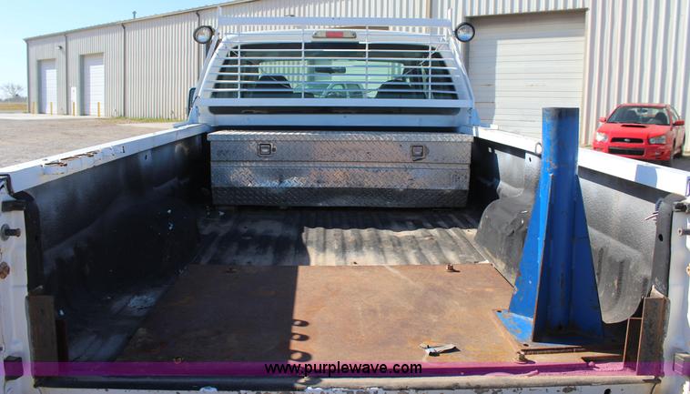 image for item J4270 2008 Ford F250 Super Duty SuperCab pickup truck