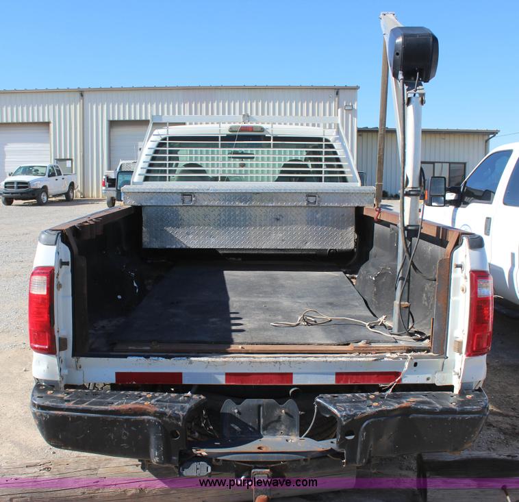 image for item J4271 2008 Ford F250 Super Duty pickup truck