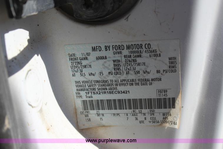 image for item J4271 2008 Ford F250 Super Duty pickup truck