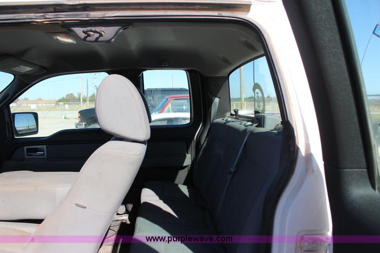 image for item J4272 2011 Ford F150 SuperCab pickup truck