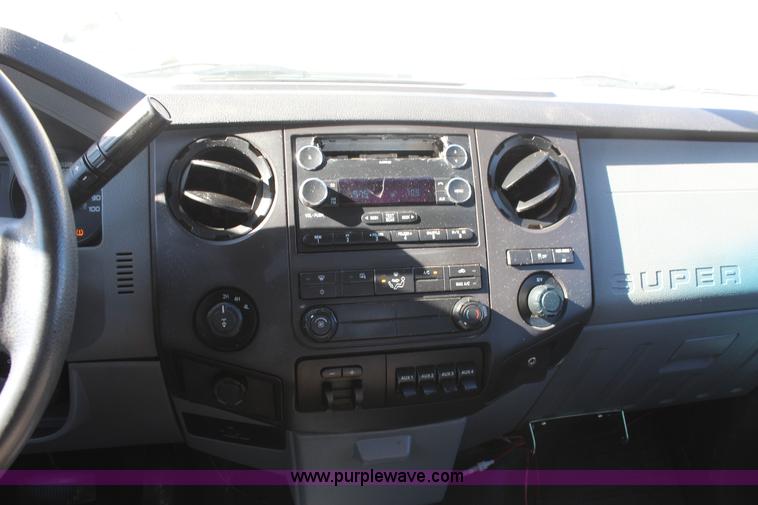 image for item J4273 2011 Ford F250 Super Duty SuperCab pickup truck