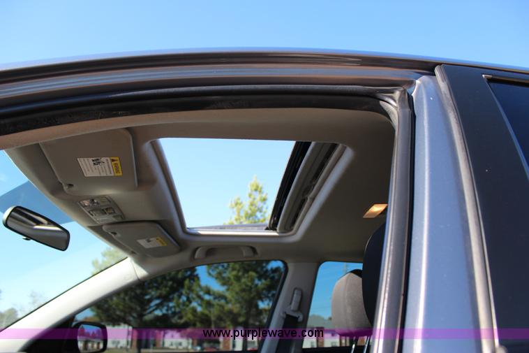 image for item J4274 2007 Mazda 3