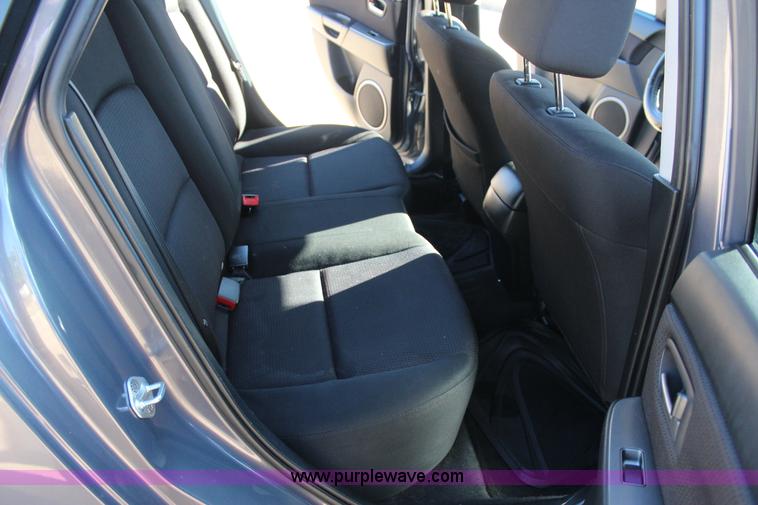 image for item J4274 2007 Mazda 3