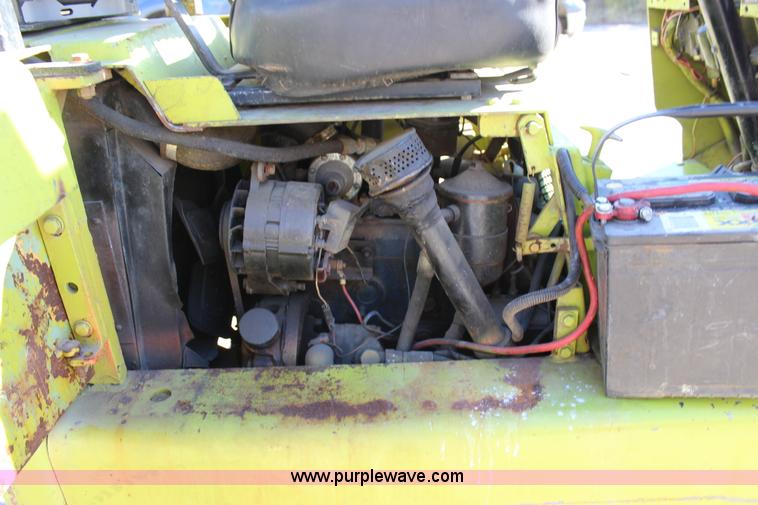 image for item J4275 Clark C20P forklift