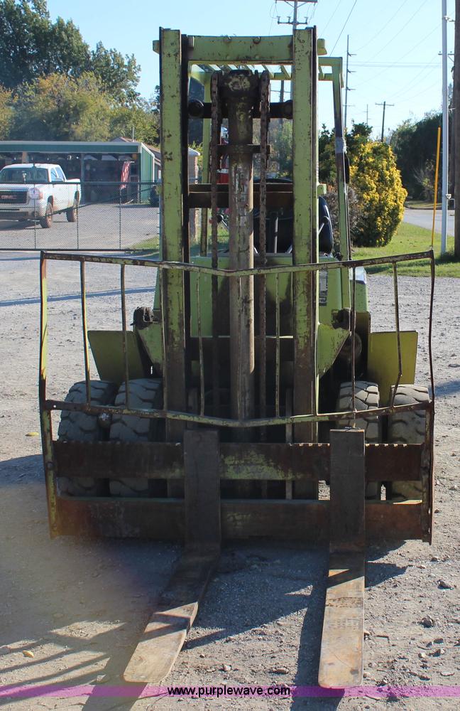 image for item J4278 Clark C500YS60 forklift