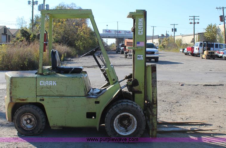 image for item J4278 Clark C500YS60 forklift