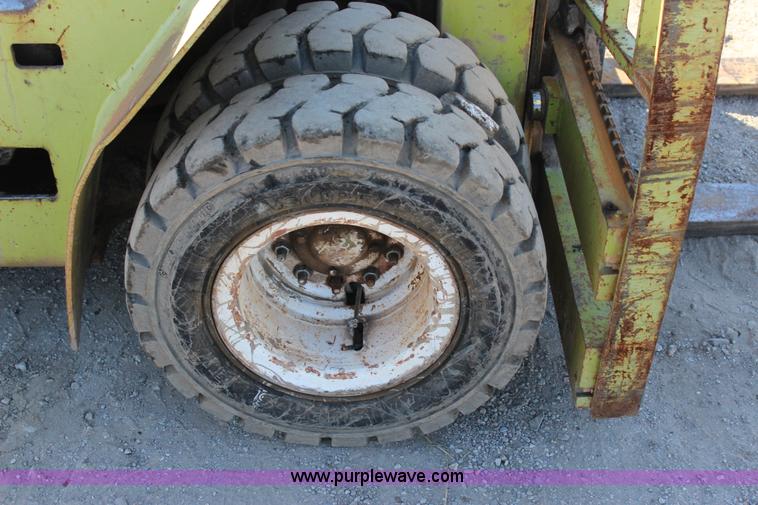 image for item J4278 Clark C500YS60 forklift