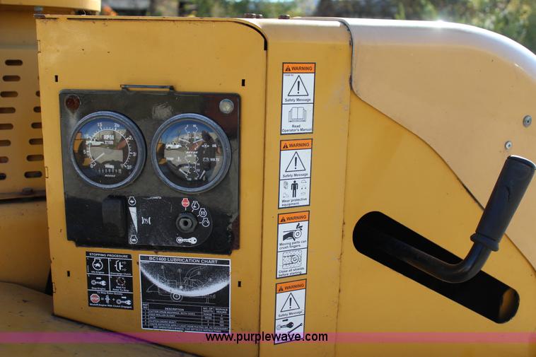 image for item J4279 2005 Vermeer BC1400 chipper