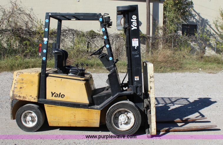image for item J4281 1997 Yale GP060TFNUAE091 forklift