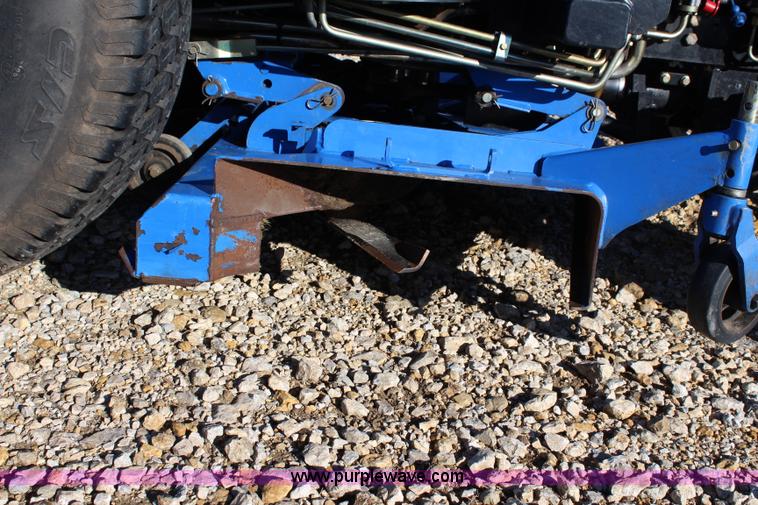 image for item J4514 2005 New Holland TC33DA MFWD tractor