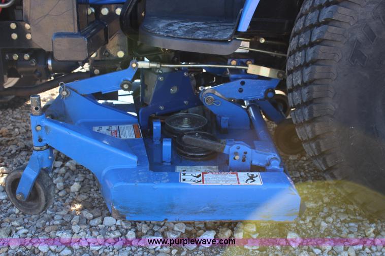 image for item J4514 2005 New Holland TC33DA MFWD tractor