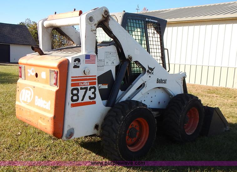 image for item J4540 2002 Bobcat 873 skid steer
