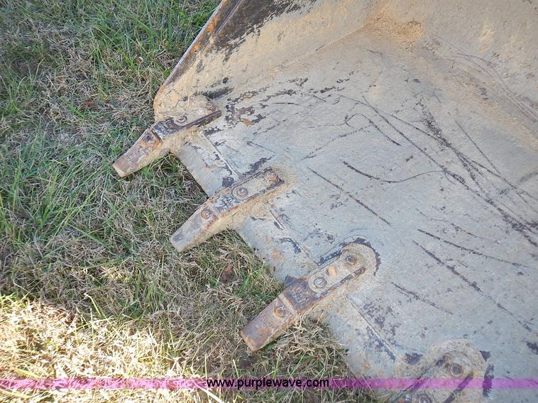 image for item J4540 2002 Bobcat 873 skid steer