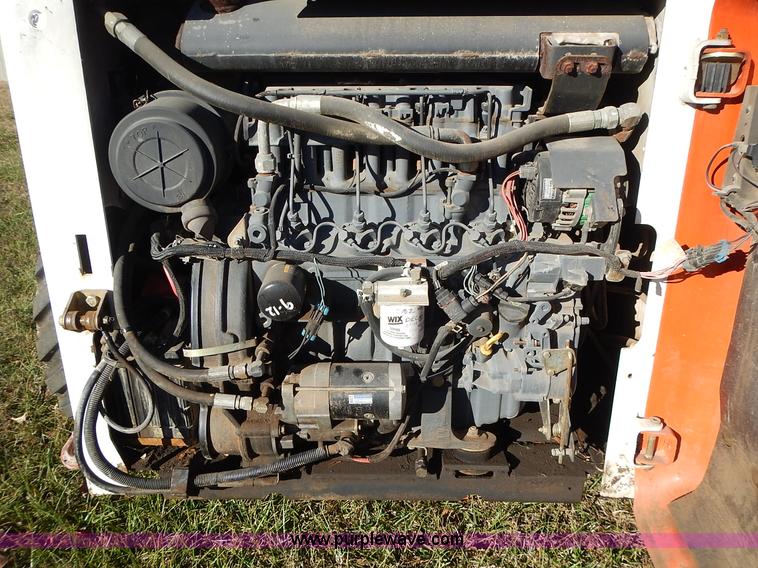 image for item J4540 2002 Bobcat 873 skid steer