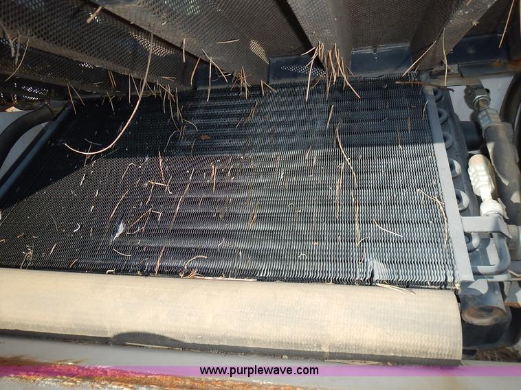 image for item J4540 2002 Bobcat 873 skid steer