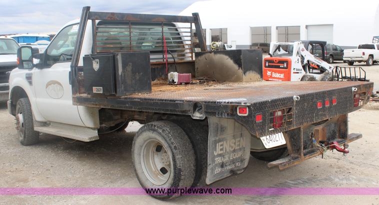 image for item J4583 2008 Ford F350 Super Duty flatbed pickup truck