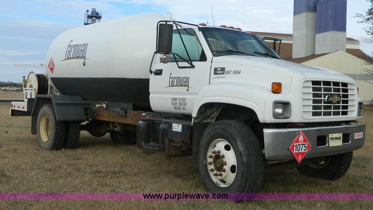 image for item J5167 1998 Chevrolet C7500 MC331 propane delivery truck