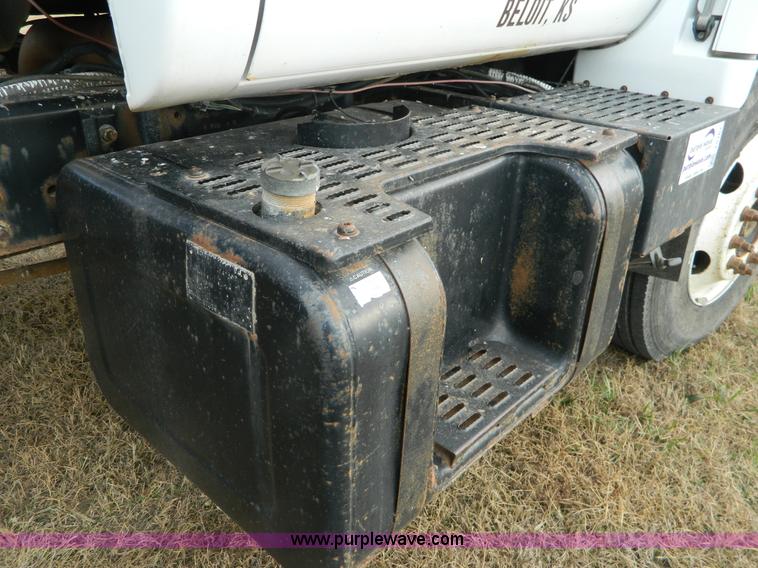 image for item J5167 1998 Chevrolet C7500 MC331 propane delivery truck