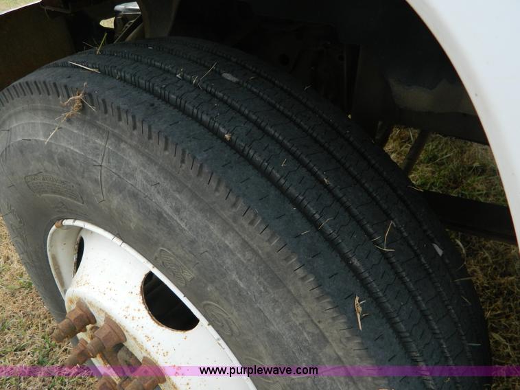 image for item J5167 1998 Chevrolet C7500 MC331 propane delivery truck