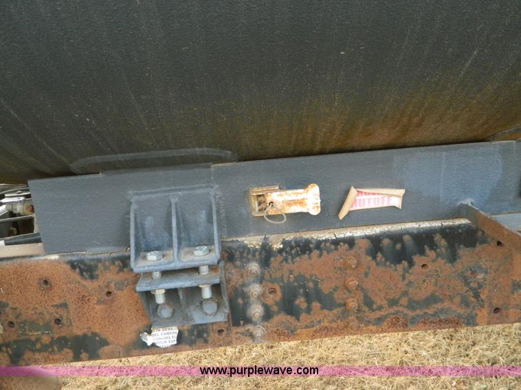 image for item J5167 1998 Chevrolet C7500 MC331 propane delivery truck