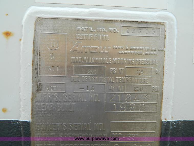 image for item J5167 1998 Chevrolet C7500 MC331 propane delivery truck