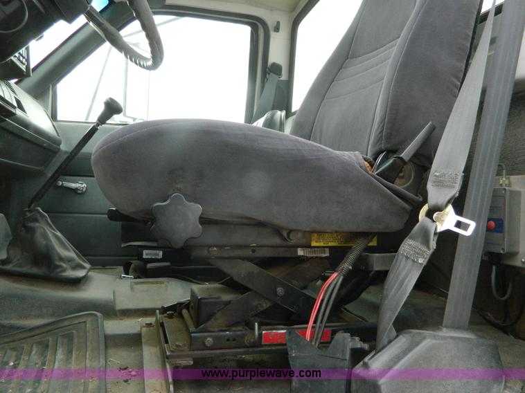 image for item J5167 1998 Chevrolet C7500 MC331 propane delivery truck