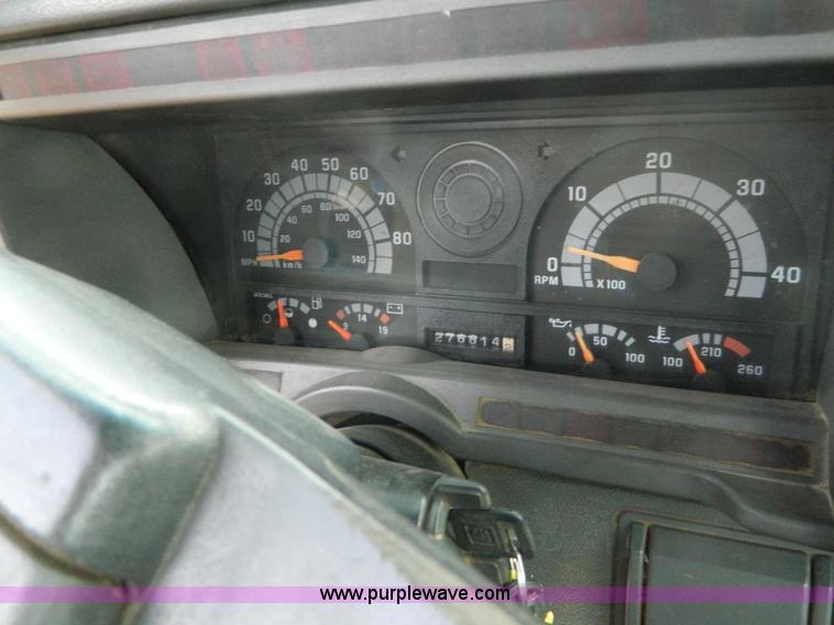 image for item J5167 1998 Chevrolet C7500 MC331 propane delivery truck