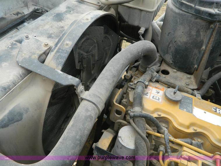 image for item J5167 1998 Chevrolet C7500 MC331 propane delivery truck