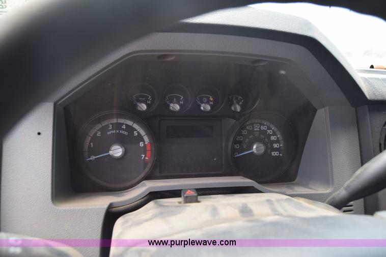 image for item J6583 2011 Ford F250 Super Duty XLT SuperCab pickup truck