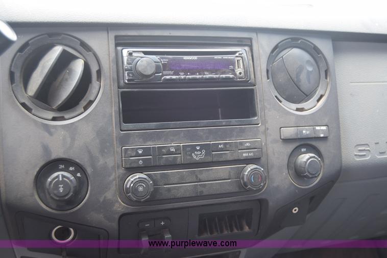 image for item J6583 2011 Ford F250 Super Duty XLT SuperCab pickup truck