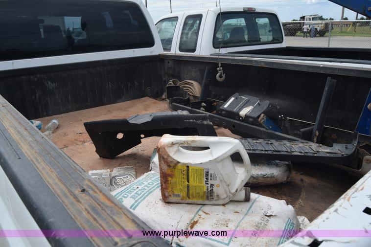 image for item J6583 2011 Ford F250 Super Duty XLT SuperCab pickup truck