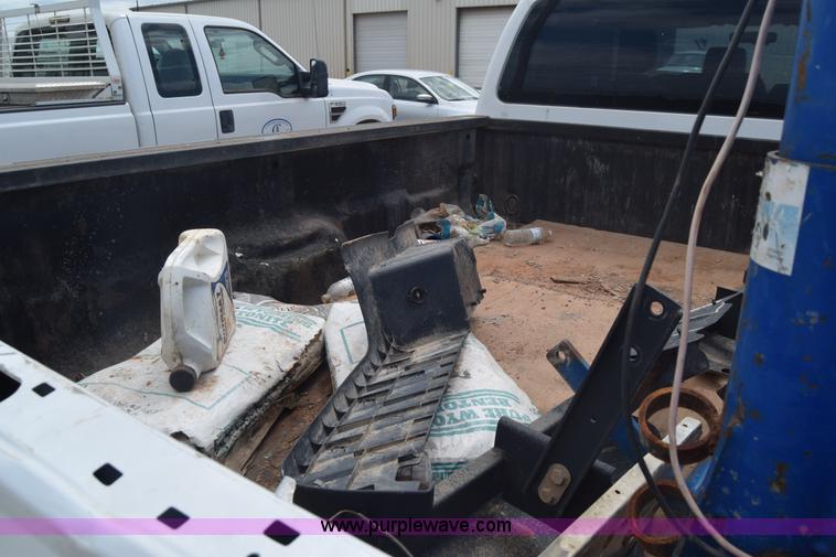 image for item J6583 2011 Ford F250 Super Duty XLT SuperCab pickup truck