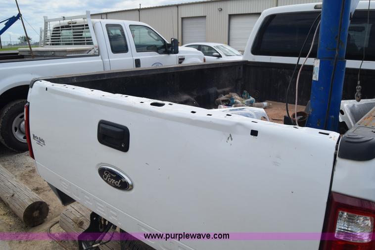 image for item J6583 2011 Ford F250 Super Duty XLT SuperCab pickup truck