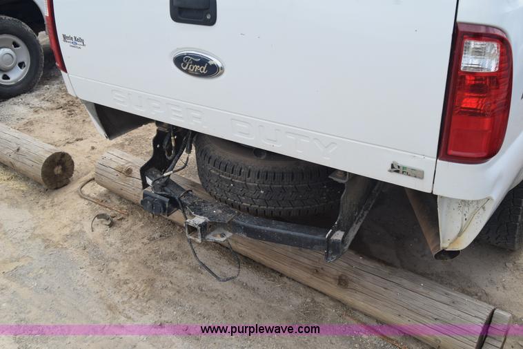 image for item J6583 2011 Ford F250 Super Duty XLT SuperCab pickup truck