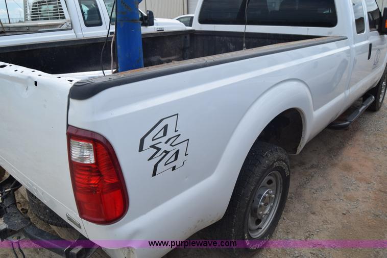 image for item J6583 2011 Ford F250 Super Duty XLT SuperCab pickup truck