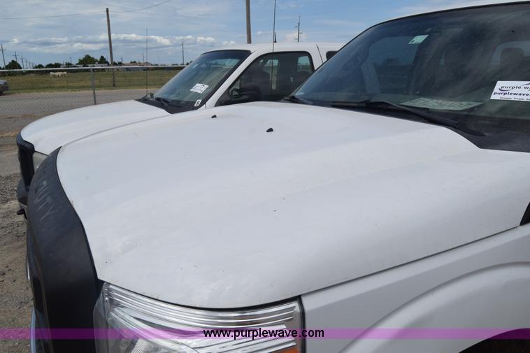 image for item J6583 2011 Ford F250 Super Duty XLT SuperCab pickup truck