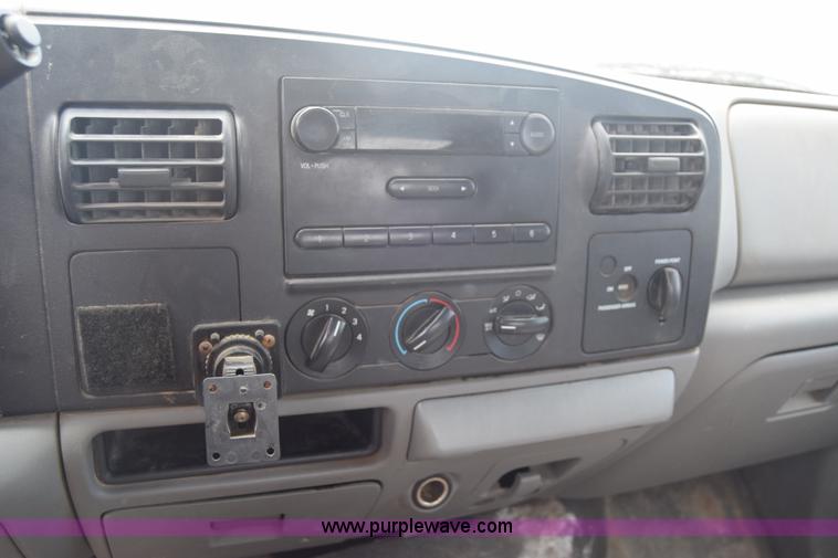 image for item J6584 2007 Ford F250 Super Duty XL SuperCab pickup truck