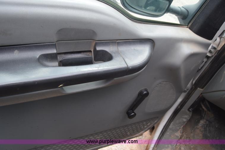 image for item J6584 2007 Ford F250 Super Duty XL SuperCab pickup truck