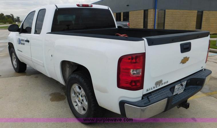 image for item J7494 2008 Chevrolet Silverado 1500 LT Ext. Cab pickup truck