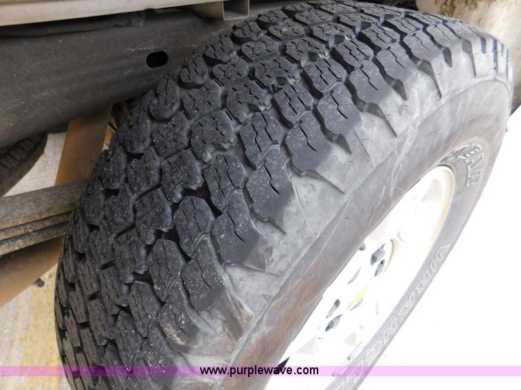 image for item J7494 2008 Chevrolet Silverado 1500 LT Ext. Cab pickup truck