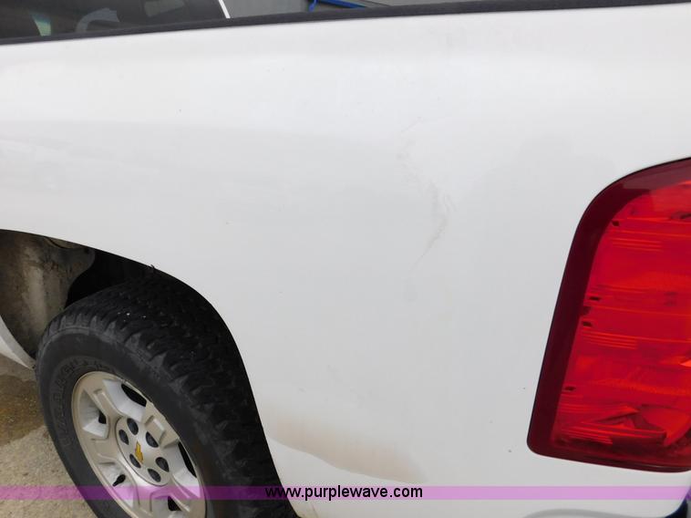 image for item J7494 2008 Chevrolet Silverado 1500 LT Ext. Cab pickup truck