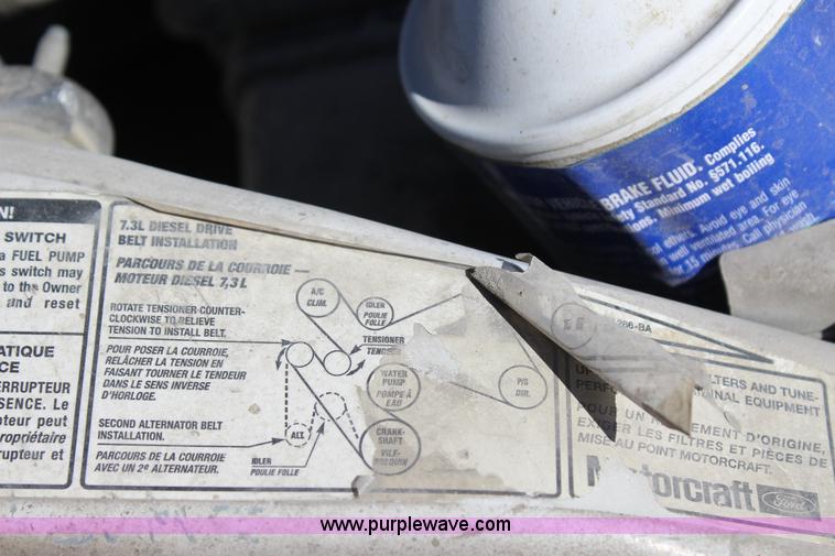 image for item J7735 2000 Ford F350 Super Duty utility truck