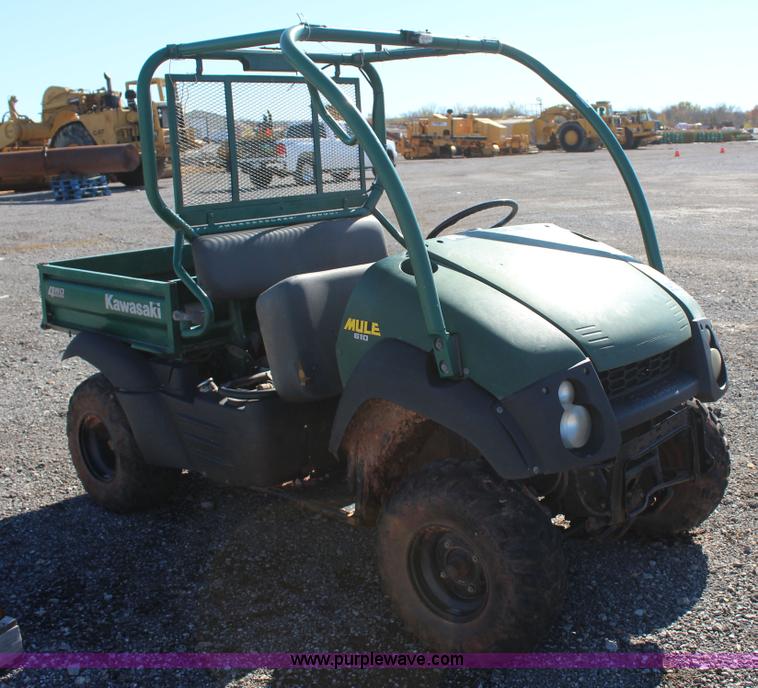 image for item J7741 2007 Kawasaki Mule 610 utility vehicle
