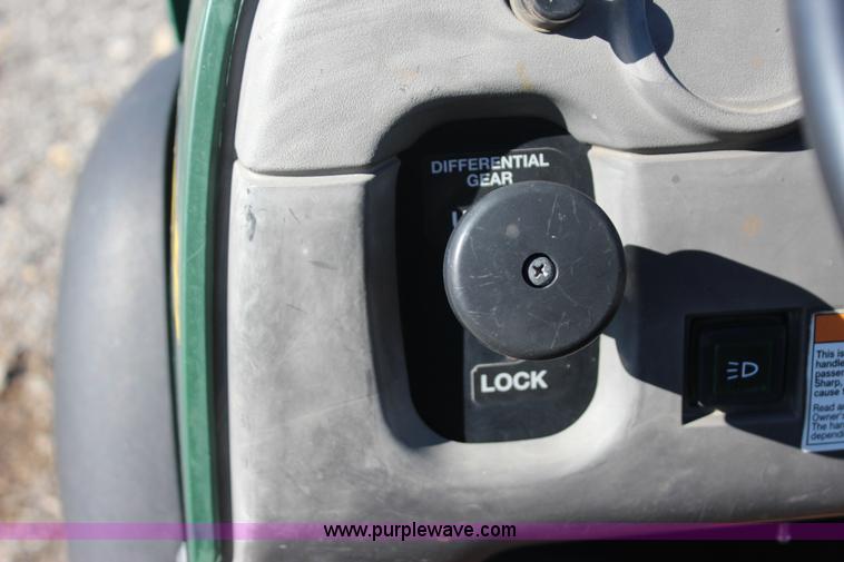 image for item J7741 2007 Kawasaki Mule 610 utility vehicle